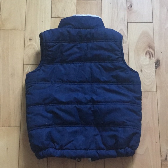 2T Zip Up Vest - Picture 4 of 4